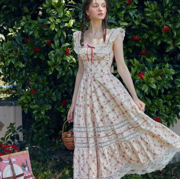 Lacemade Floral Lace Trim Maxi Dress - Picture 4 of 8